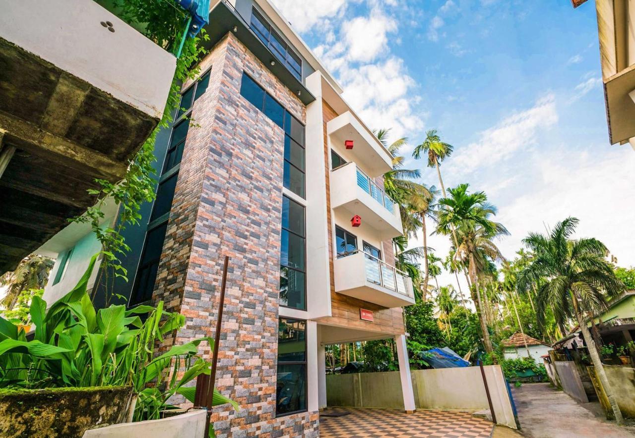 Hotel O Thykoodam Apartments Kochi Екстер'єр фото