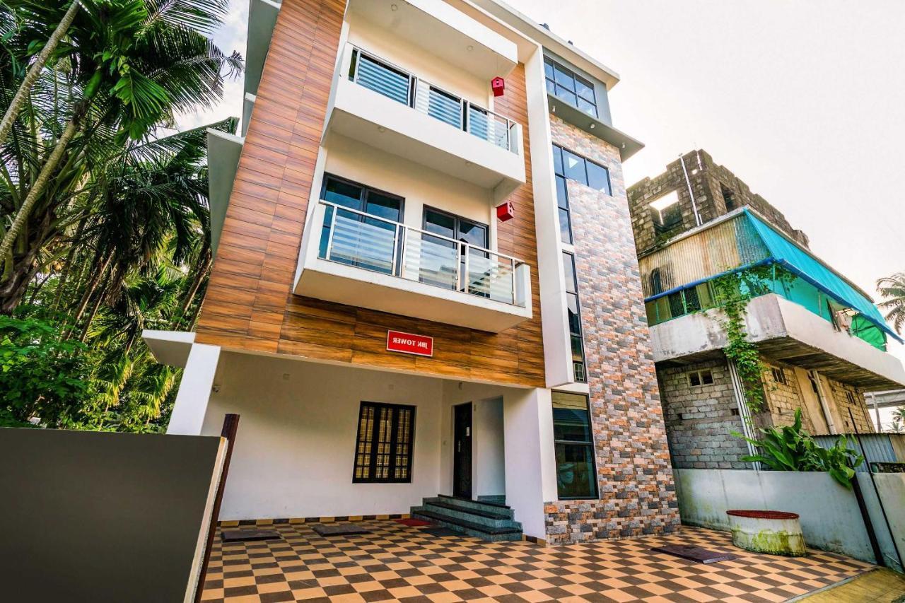 Hotel O Thykoodam Apartments Kochi Екстер'єр фото
